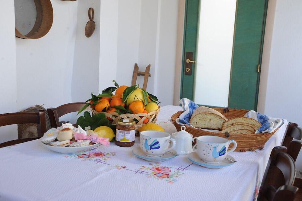 B&B Martina San Vito  Eksteriør bilde